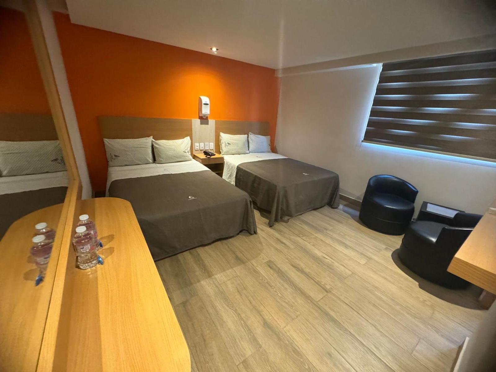 Hotel Moctezuma La