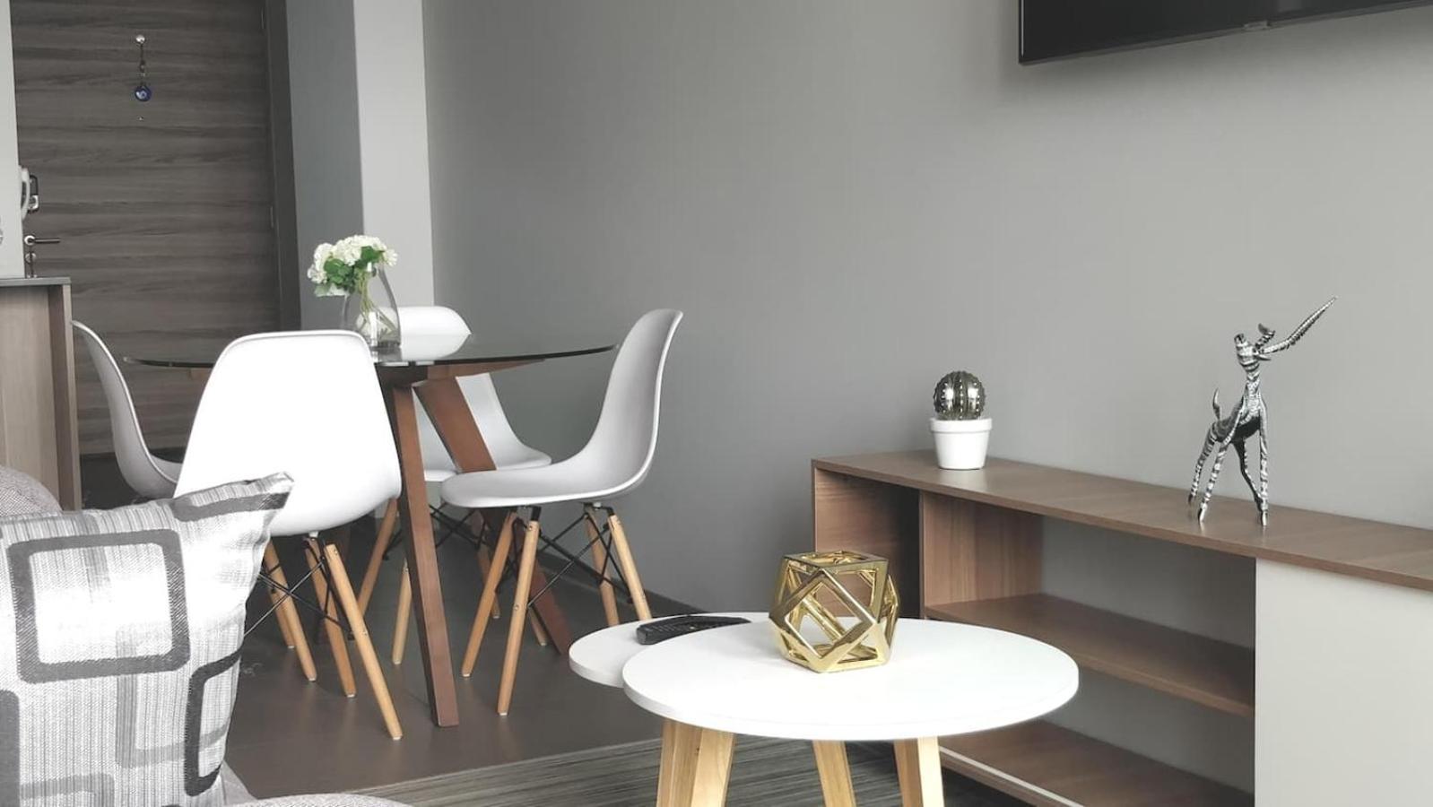 Alluring Views, Luxuriously Appointed In Polanco * México DF