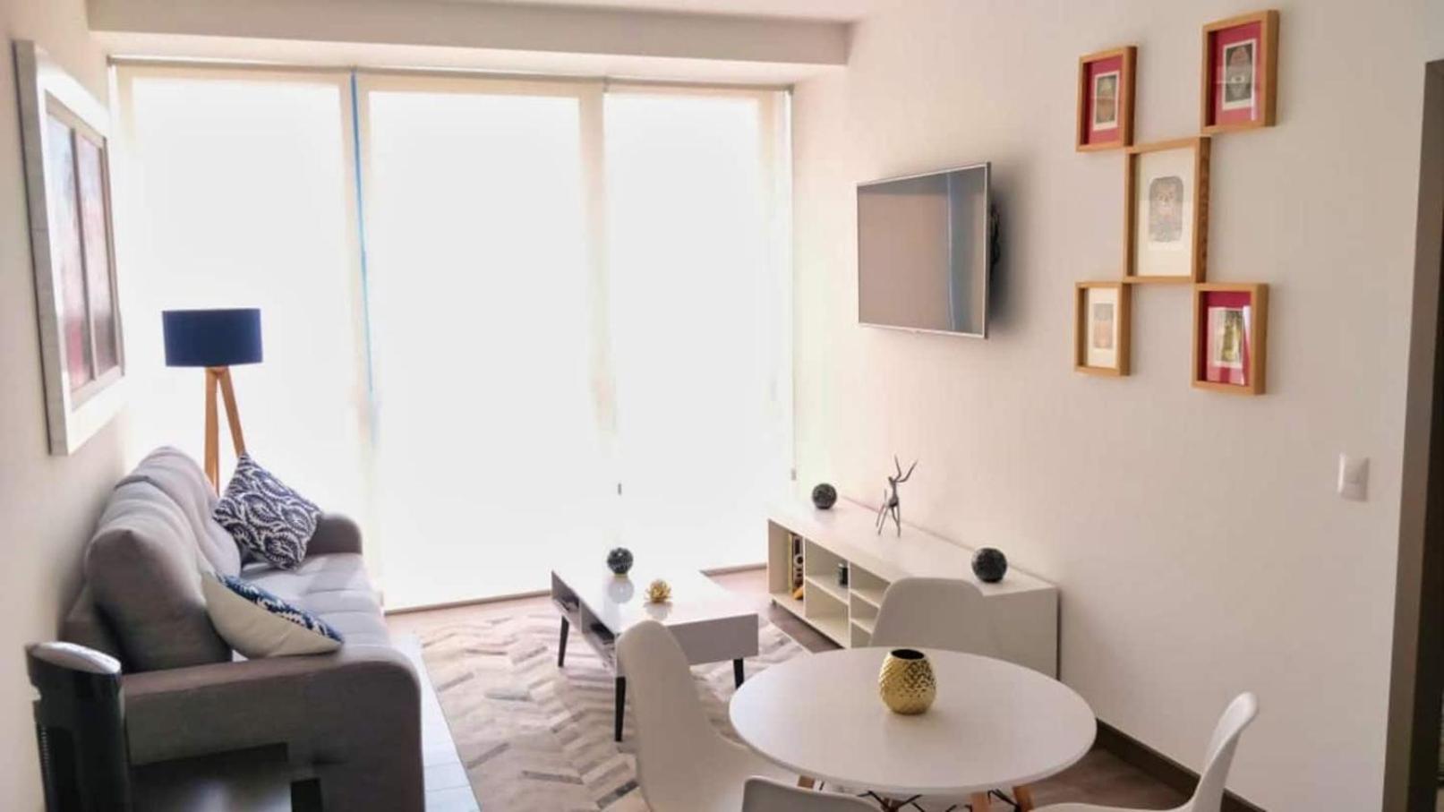 Amazing Hi-rise In Polanco, Pool & Hs Wi-fi * México DF