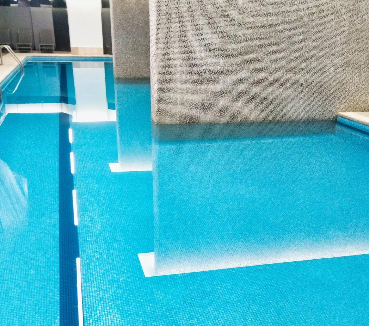 Modern Hi-rise Amazing Views, Pool & Hs Internet! Apartamento *