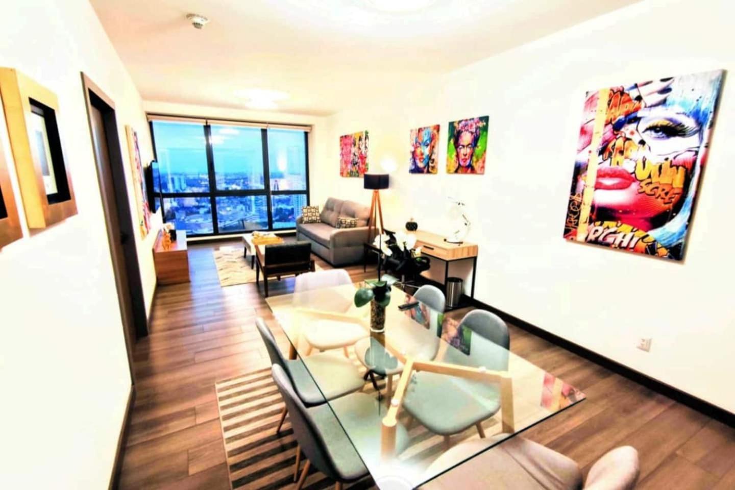 Apartamento Modern Hi-rise Amazing Views, Pool & Hs Internet!