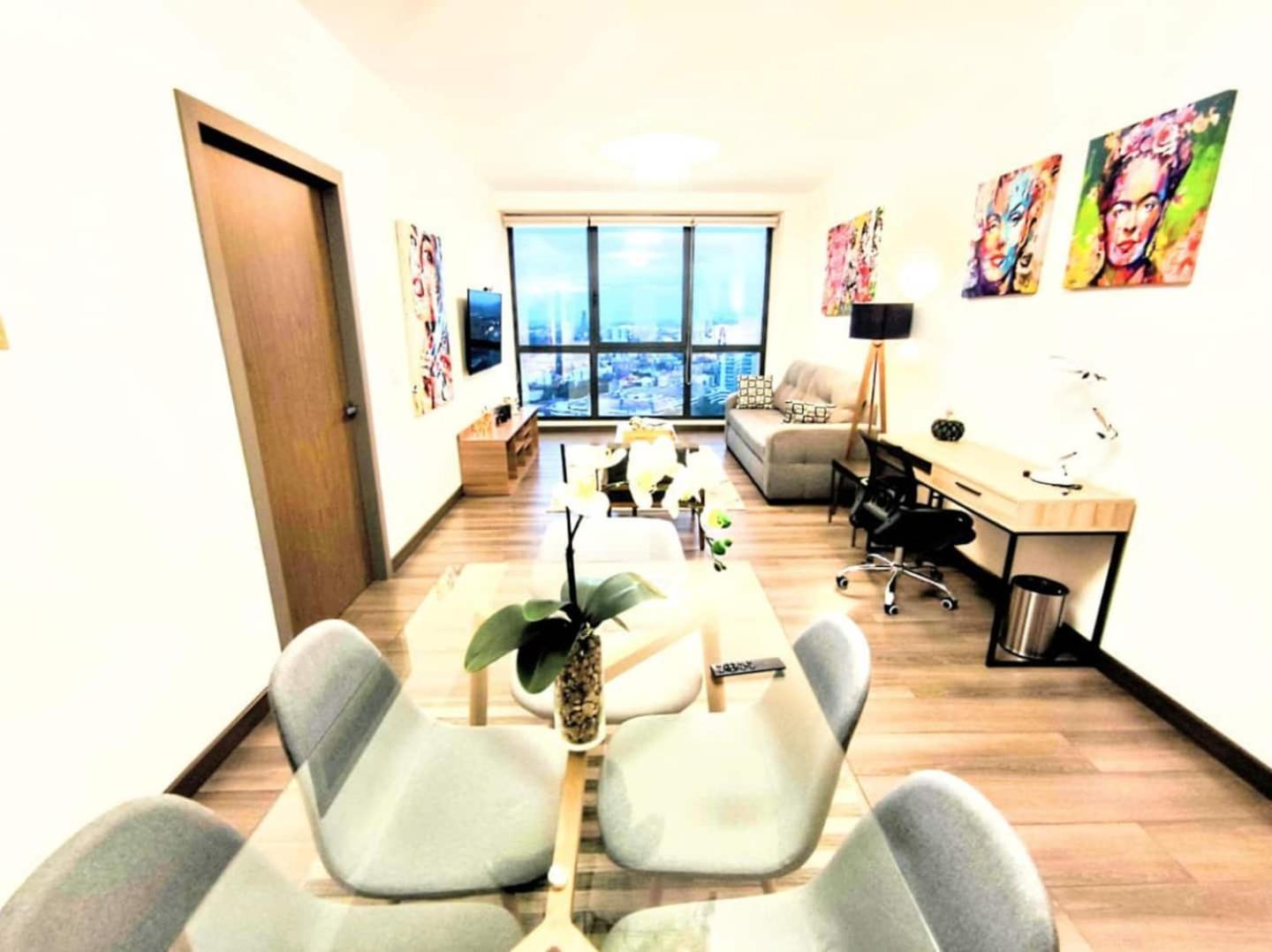 Modern Hi-rise Amazing Views, Pool & Hs Internet! Apartamento México DF