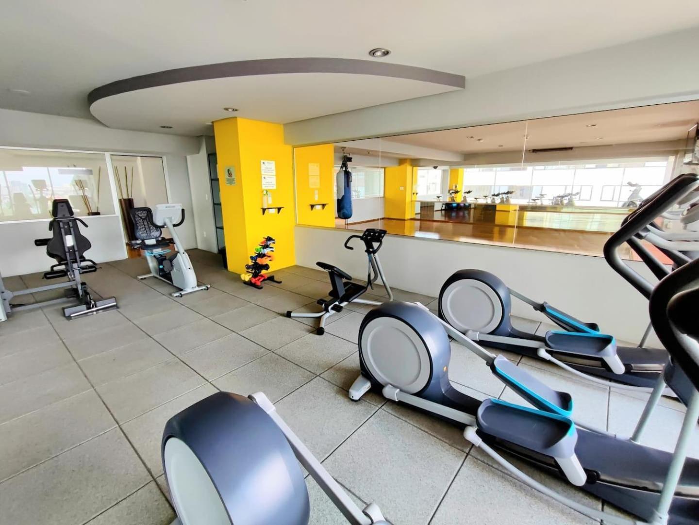 Apartment Lovely High-rise Polanco Amenities!