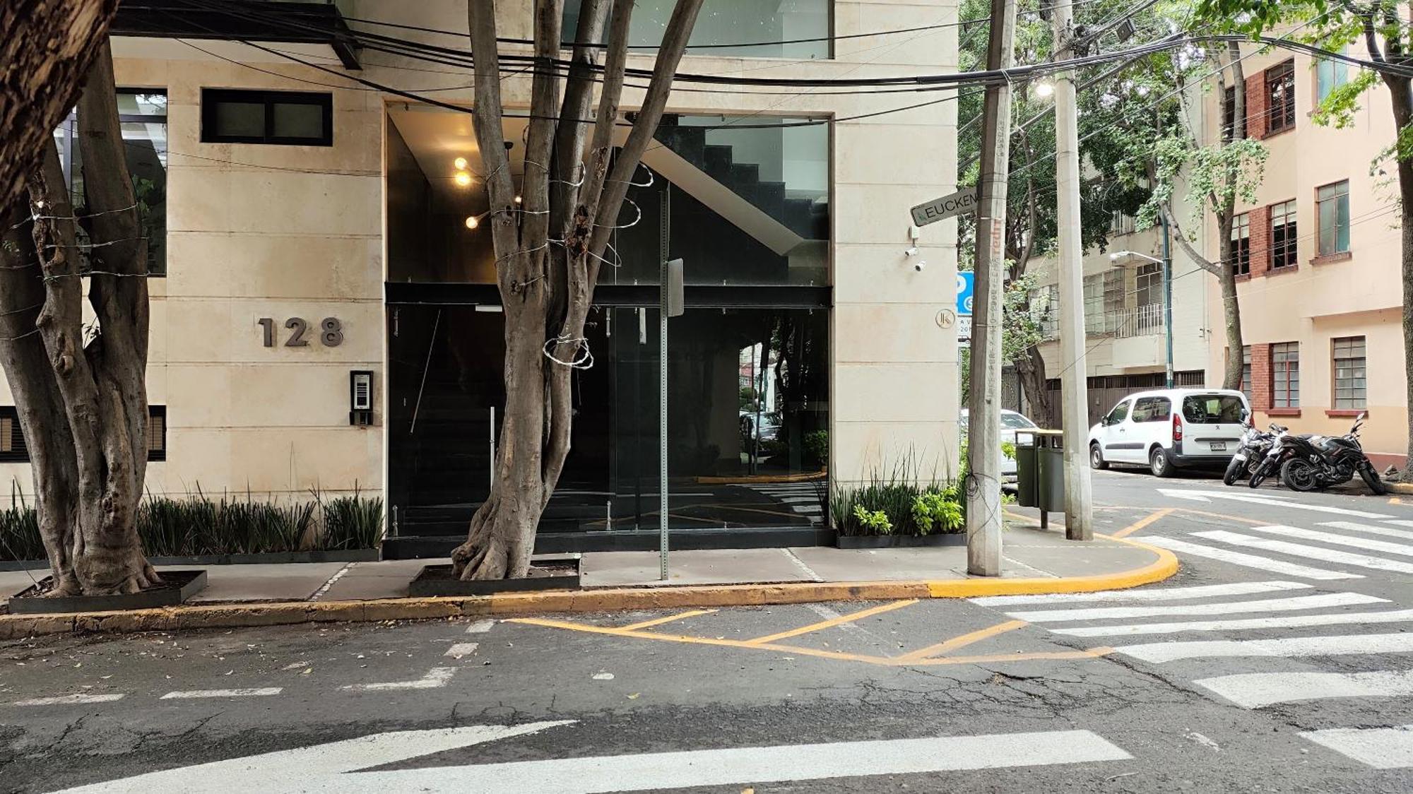 Porta Kepler Apartamento *