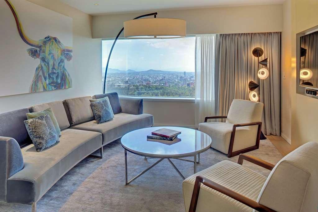 Hyatt Regency Hotel 5*