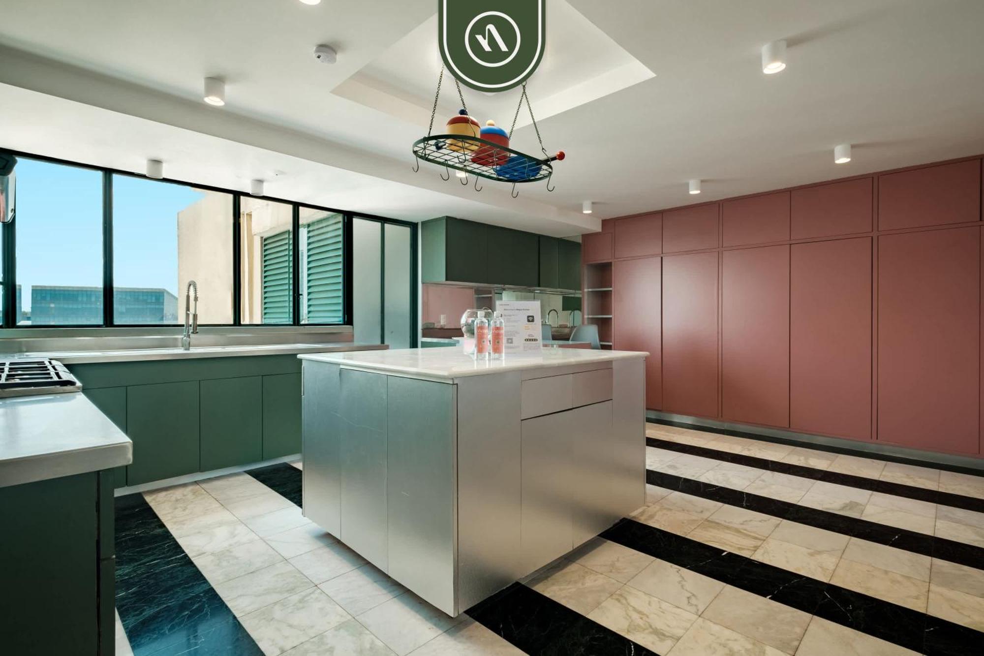 Amazing Ph - Private Terrace Overlooking The