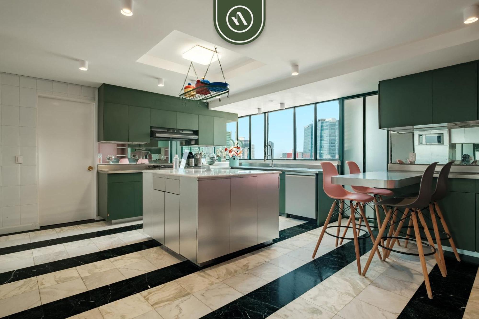 Amazing Ph - Private Terrace Overlooking The