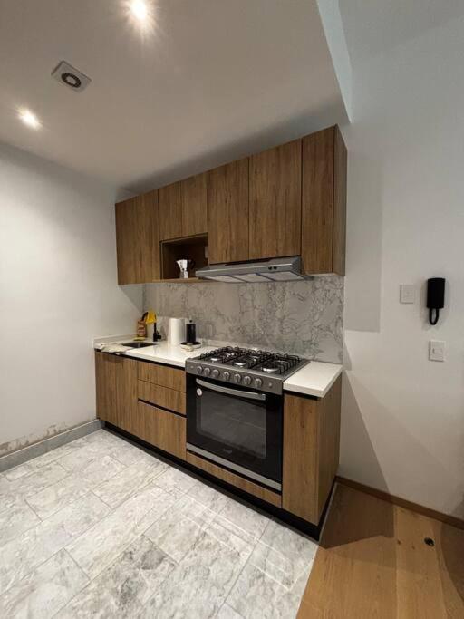 Bonito Y Centrico Departamento En Colonia Roma Con Gimnasio Apartamento *