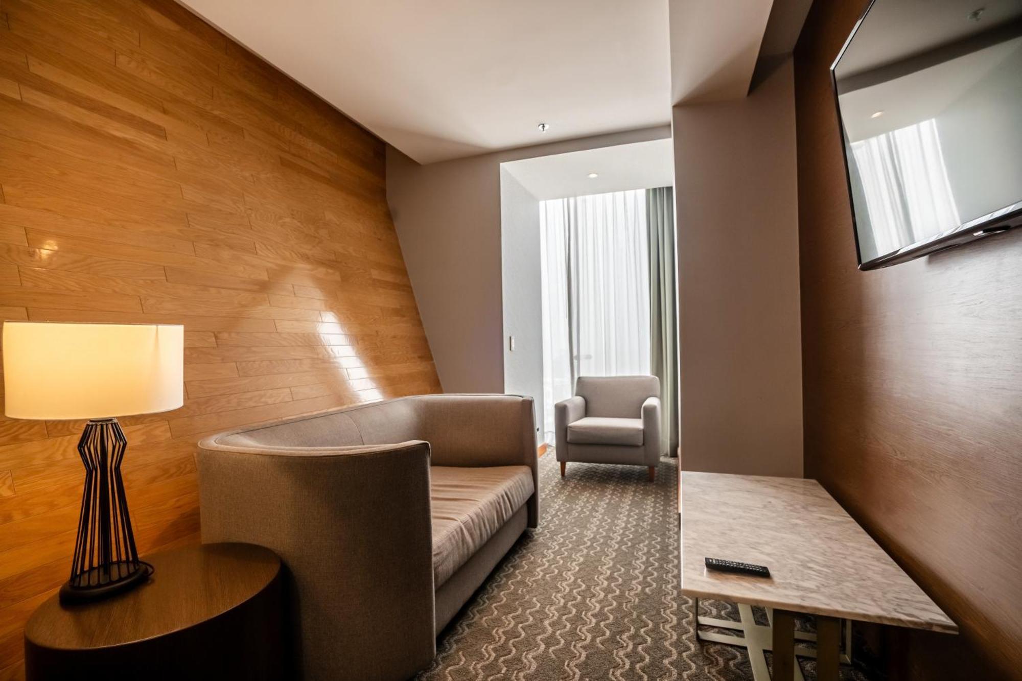 Hotel Fiesta Americana Santa Fe 4*