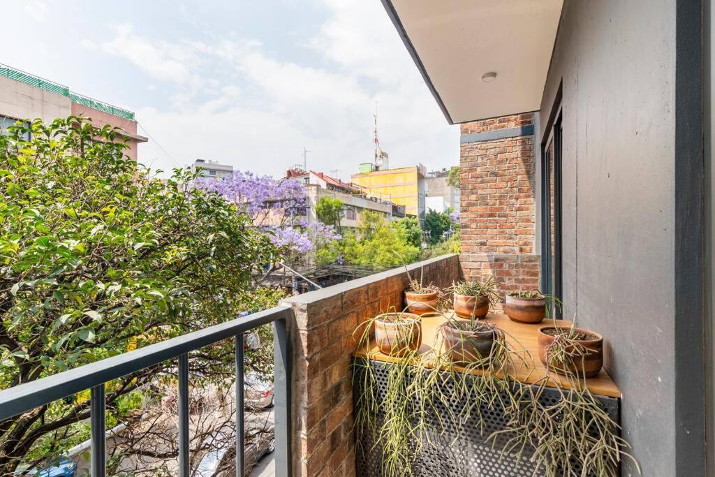 Modern And Comfy Right Between Roma-condesa Apartamento Cidade do México