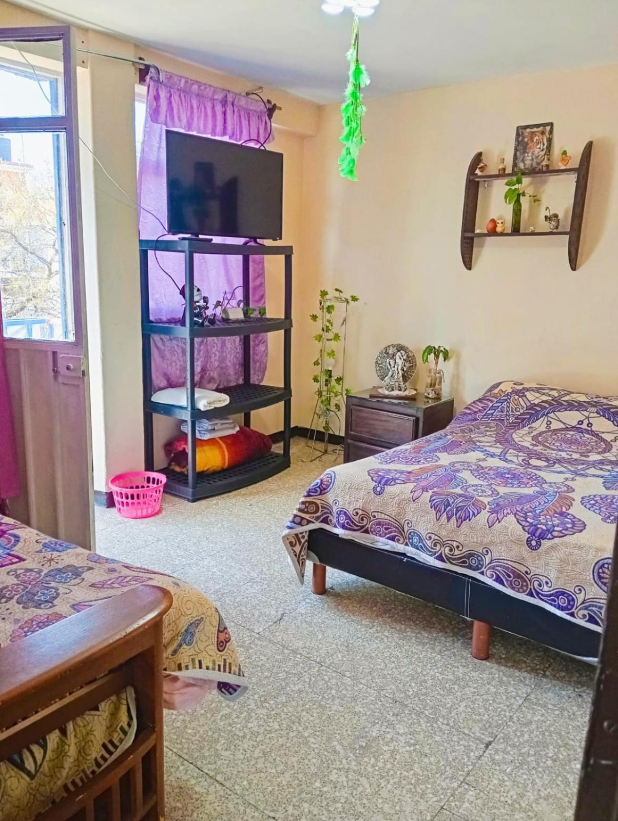 Hospedagem domiciliar Habitacion En Departamento Compartido Con Consultorio Holistico En Zona Turistico *