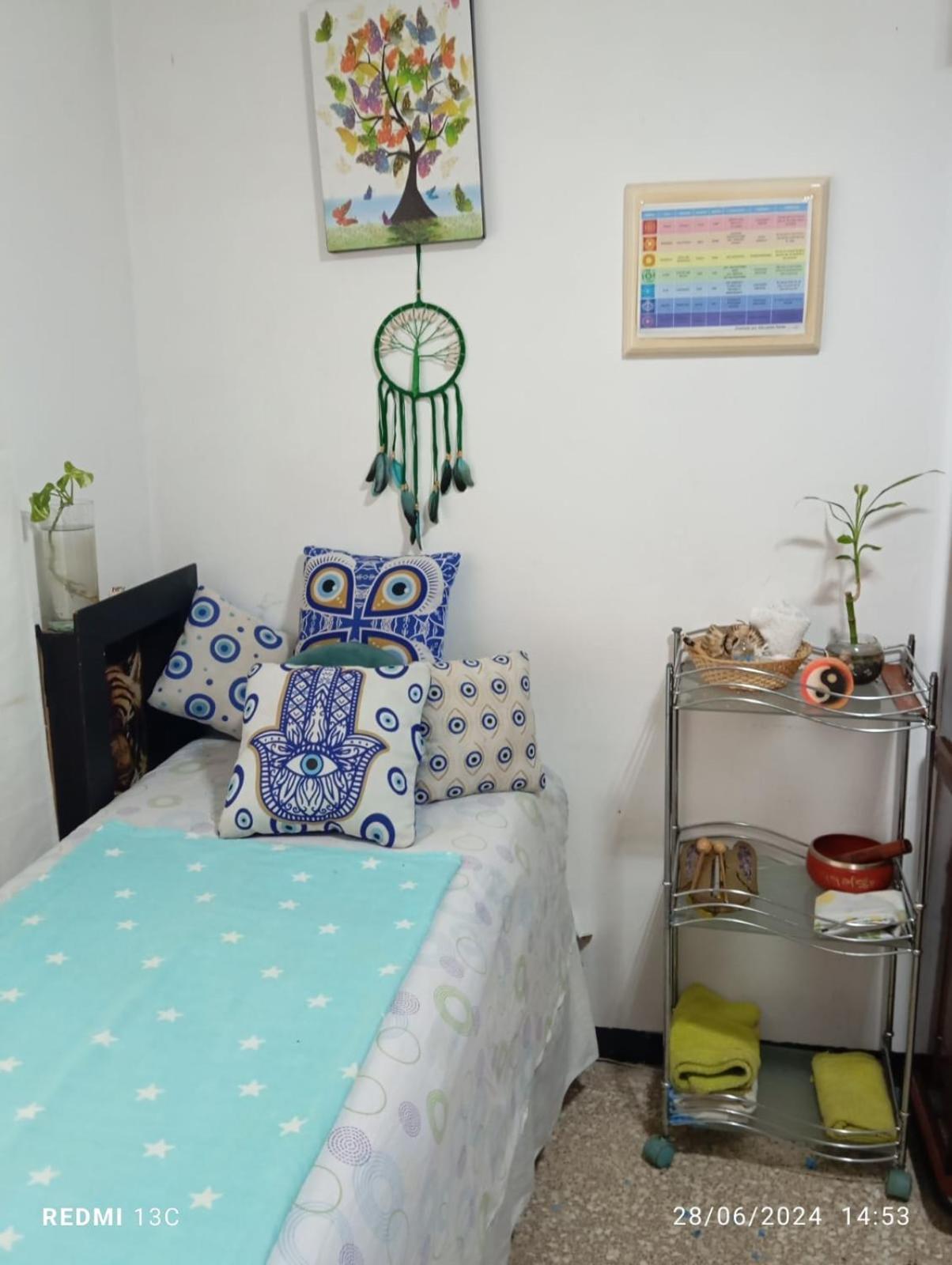 Habitacion En Departamento Compartido Con Consultorio Holistico En Zona Turistico * Cidade do México