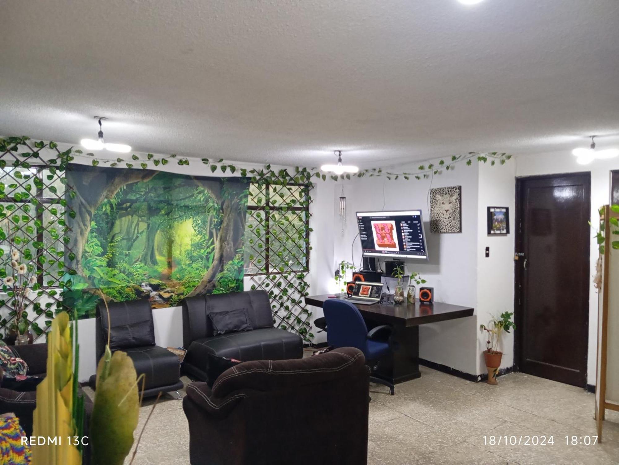 Habitacion En Departamento Compartido Con Consultorio Holistico En Zona Turistico * Cidade do México