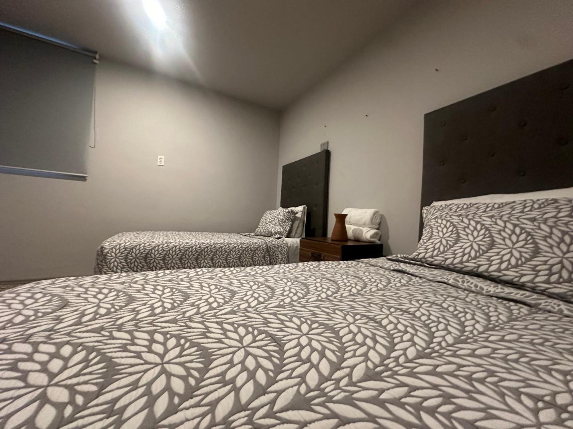 Modern Polanco - Parking- Elevator- Sleeps 10 Apartamento *