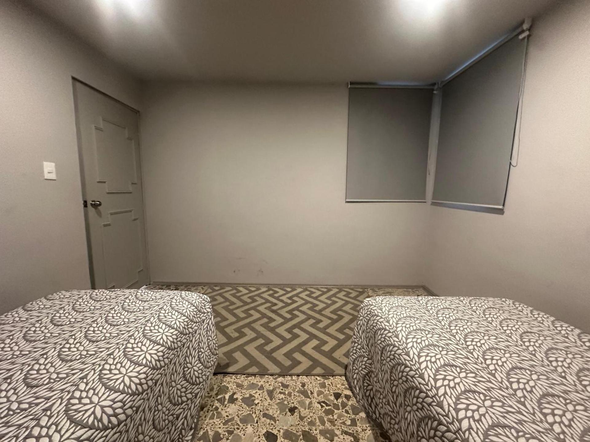 Modern Polanco - Parking- Elevator- Sleeps 10