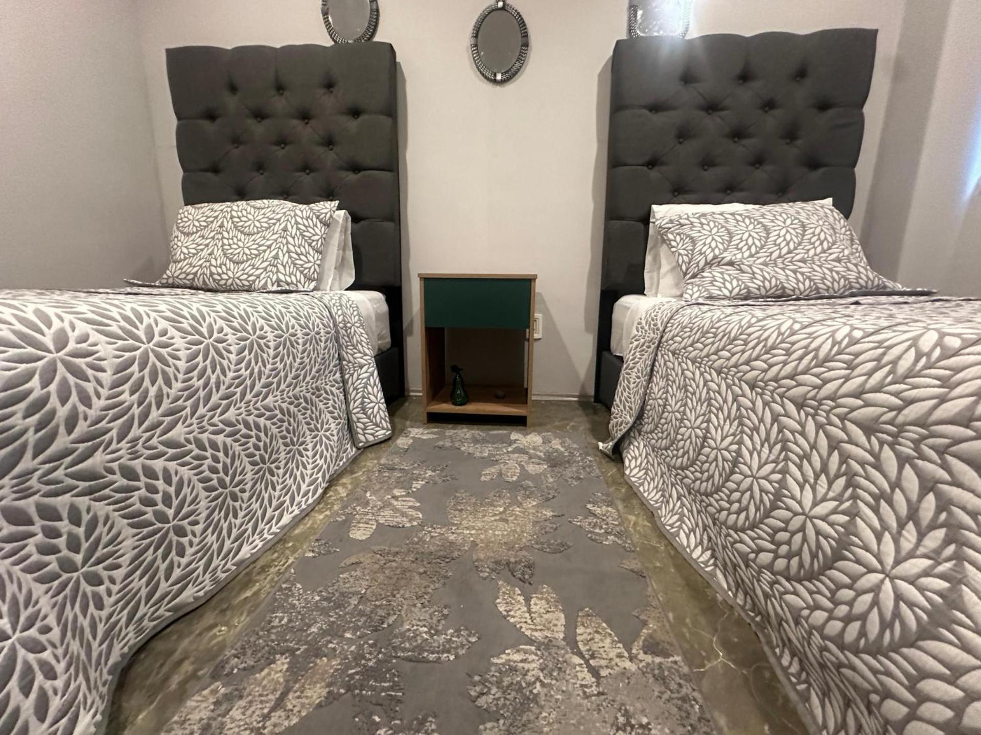 Modern Polanco - Parking- Elevator- Sleeps 10 Apartamento