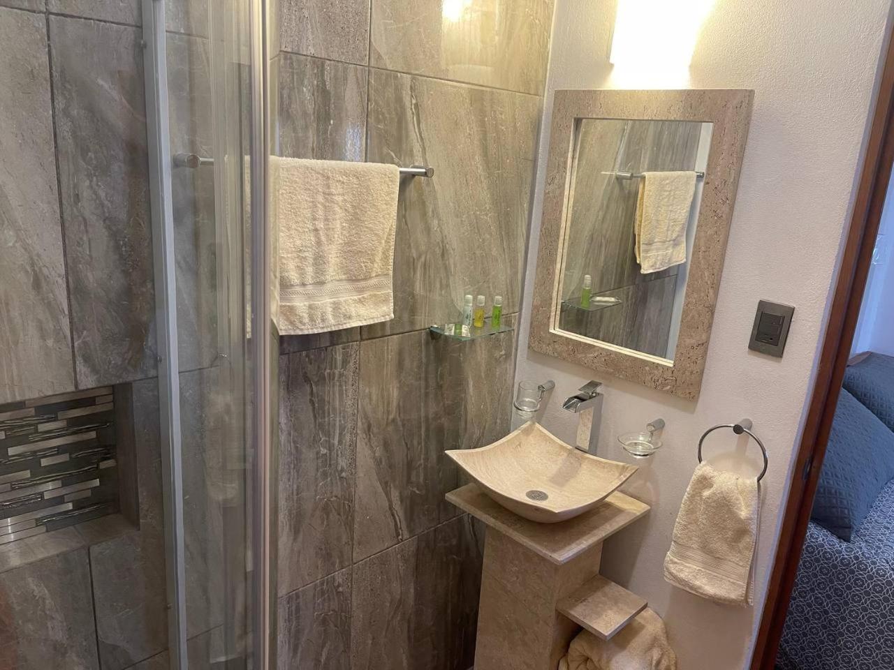 Aparthotel C O V A D O N G A