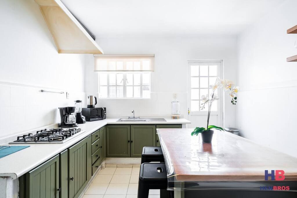 Сasa de vacaciones Hermosa Casa Remodelada Con Terraza Privada México DF