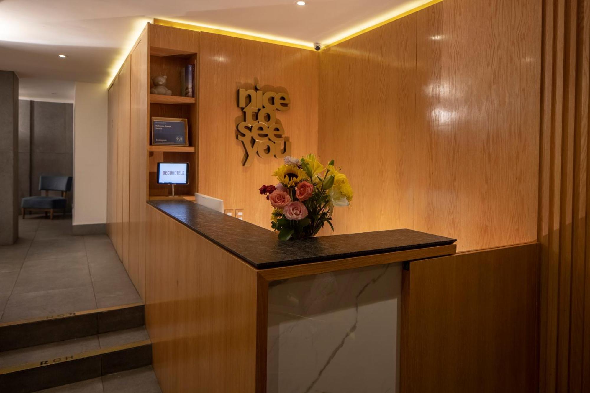 Reforma Apartahotel 4*