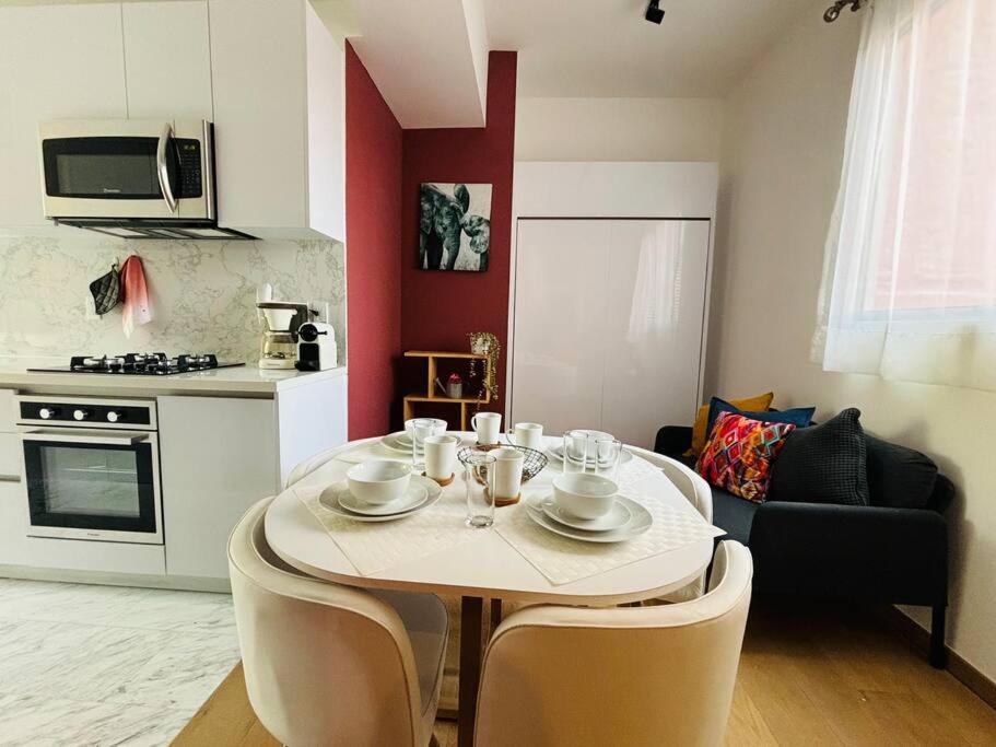 Luxury New Cozy 2 Bed In The Heart Of Roma Apartamento