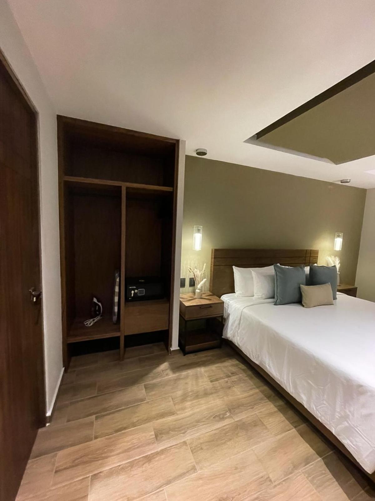 Casa Olea Hotel *