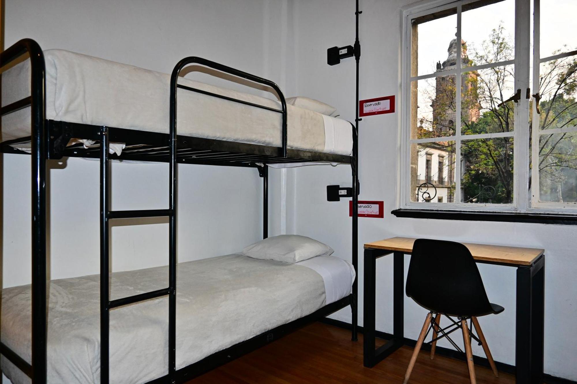 Hostal Mundo Joven Catedral México DF