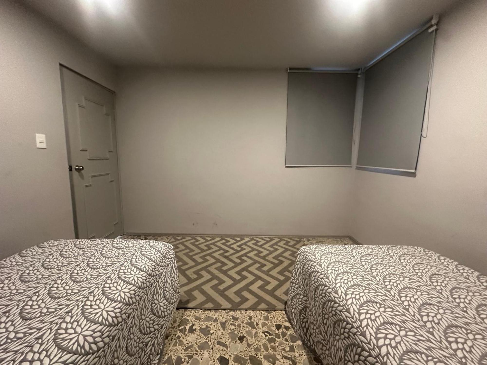 Modern Polanco - Parking- Elevator- Sleeps 10