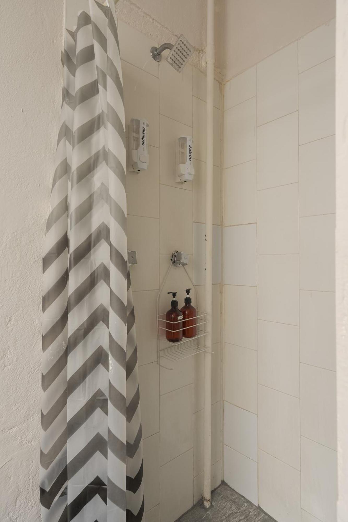 Affordable Little Private Room, Polanco :) Apartamento *