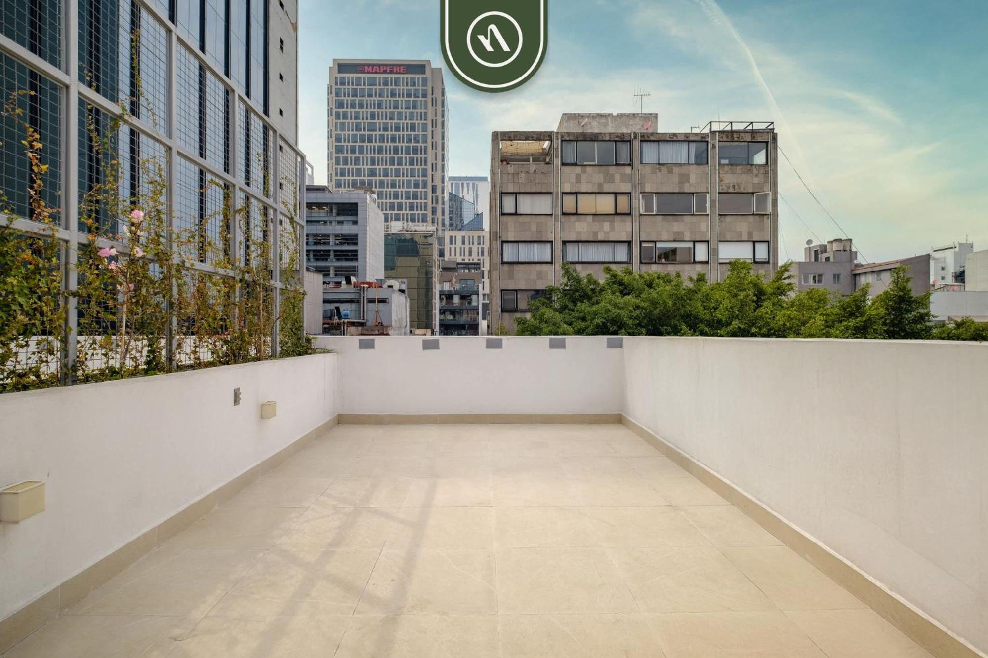 Amazing 2 Bedroom With Private Patio In Reforma Mexico City