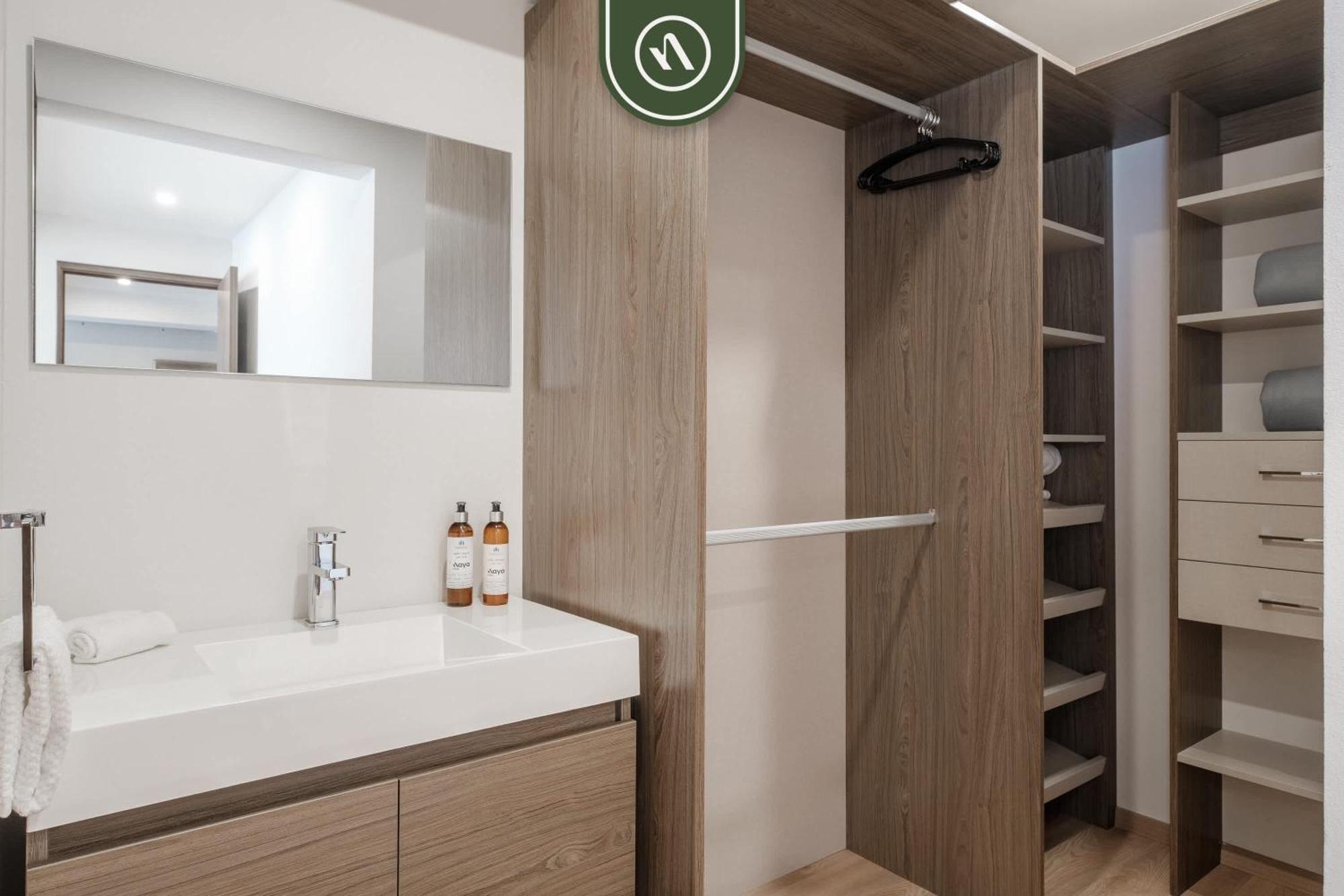 Apartment Amazing 2 Bedroom With Private Patio In Reforma *