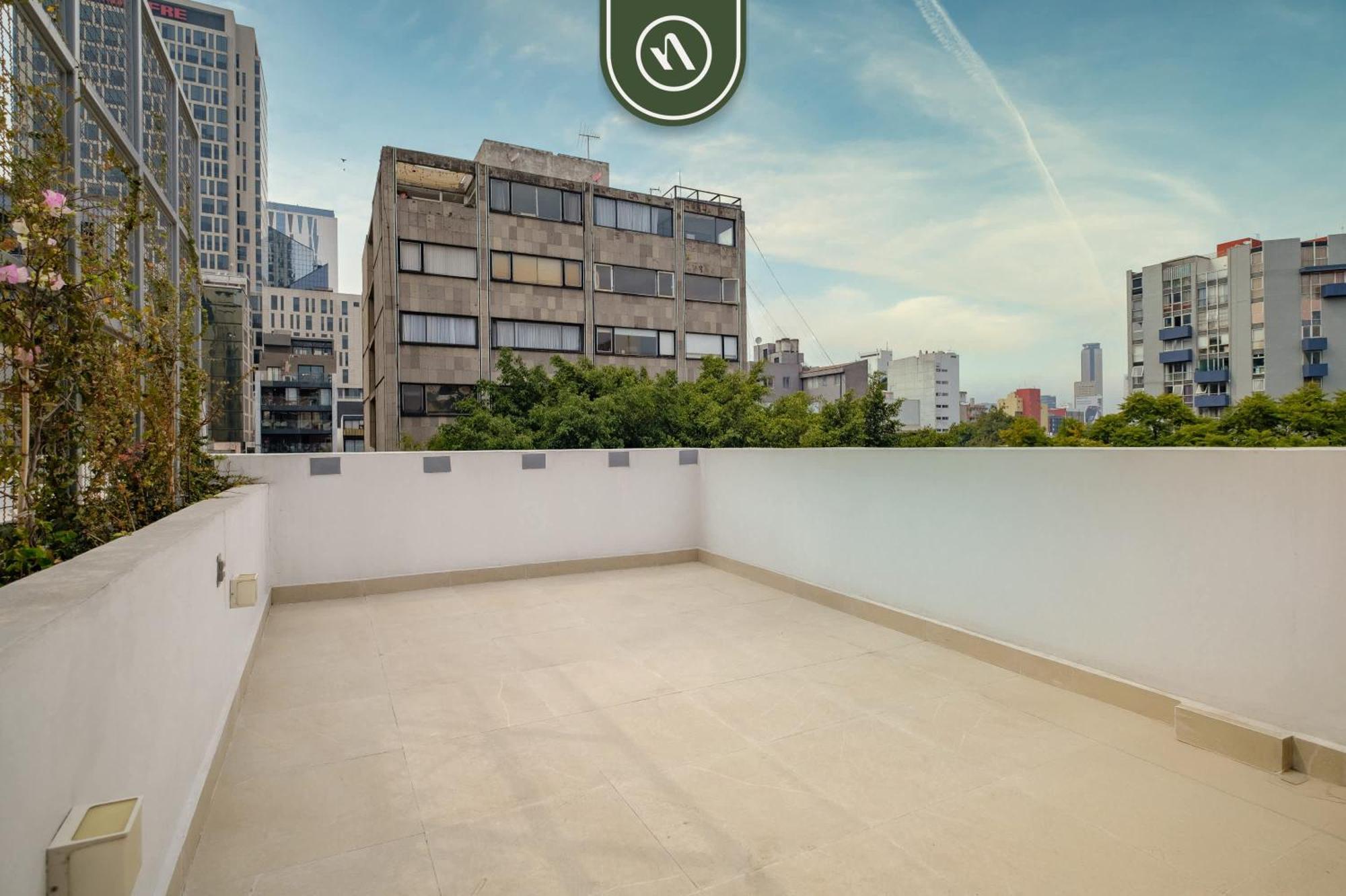 Amazing 2 Bedroom With Private Patio In Reforma *