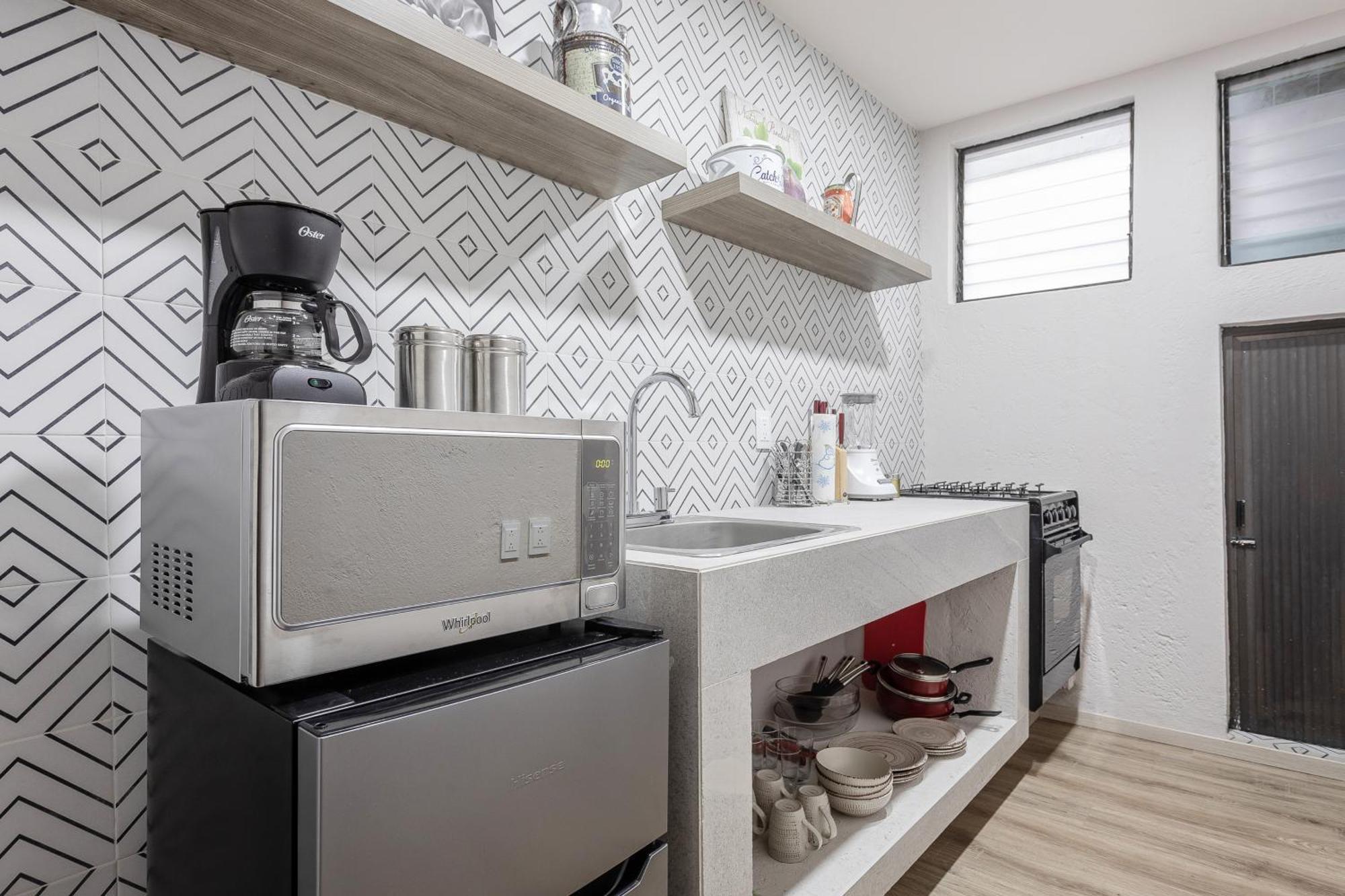 Urban Oasis In Roma - Wifi - Laundry - Sleeps 7 Apartamento
