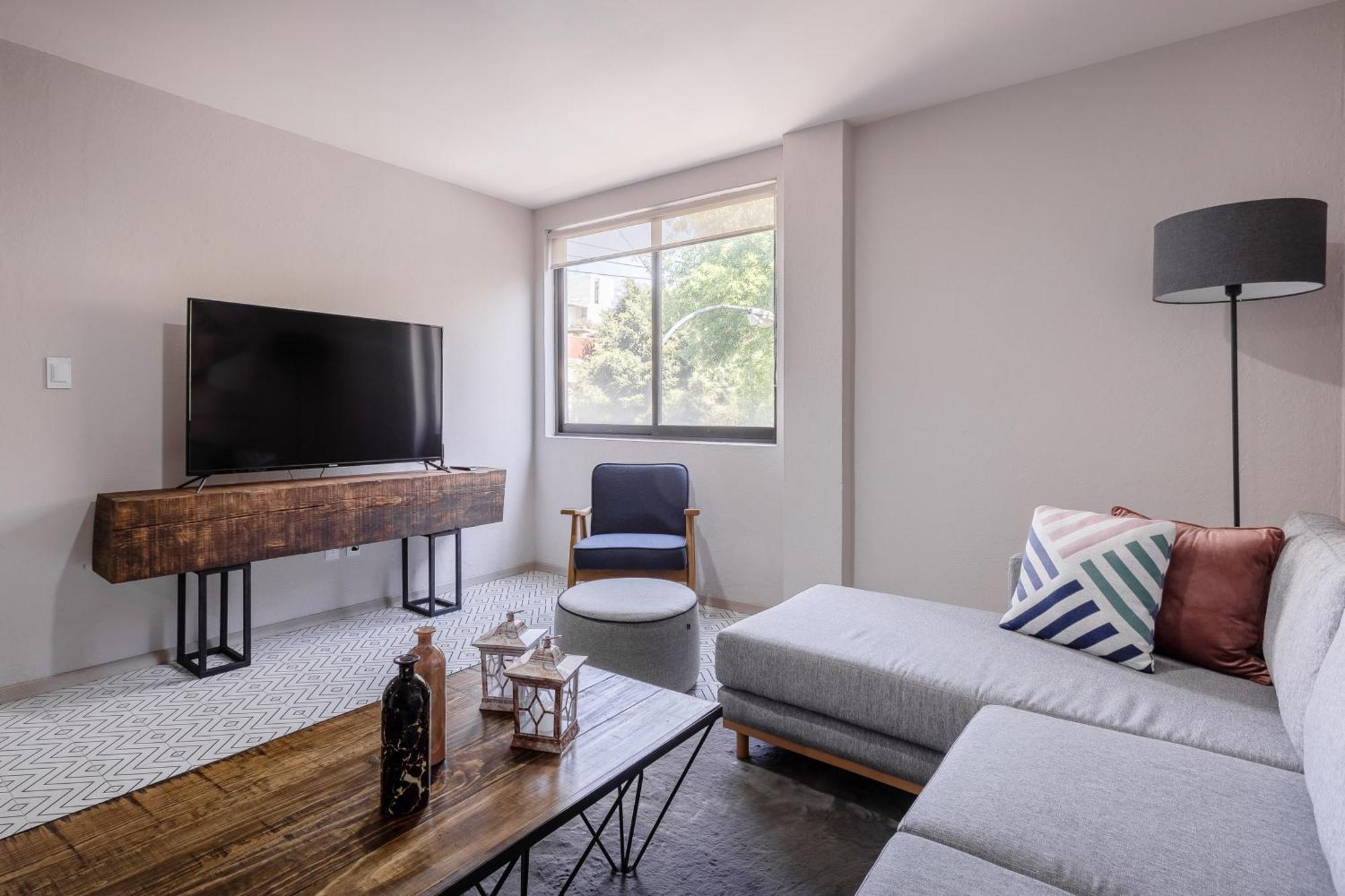 Urban Oasis In Roma - Wifi - Laundry - Sleeps 7 Apartamento