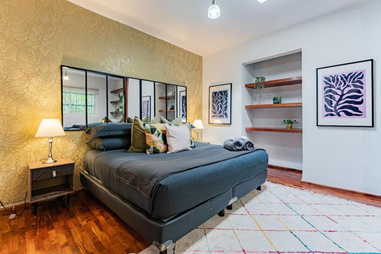 Large Group-friendly With Stunning Rooftop *