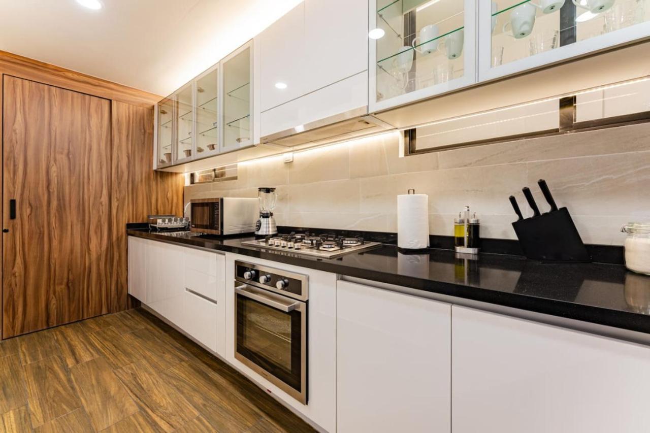 Skyline And Deco Condesa Duo *