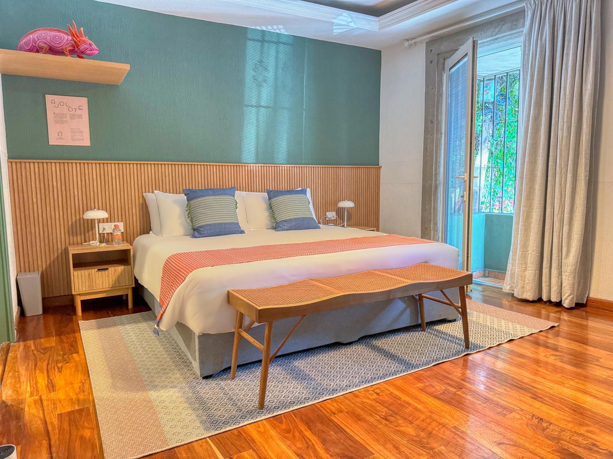 Hotel Boutique Casa Alebrije