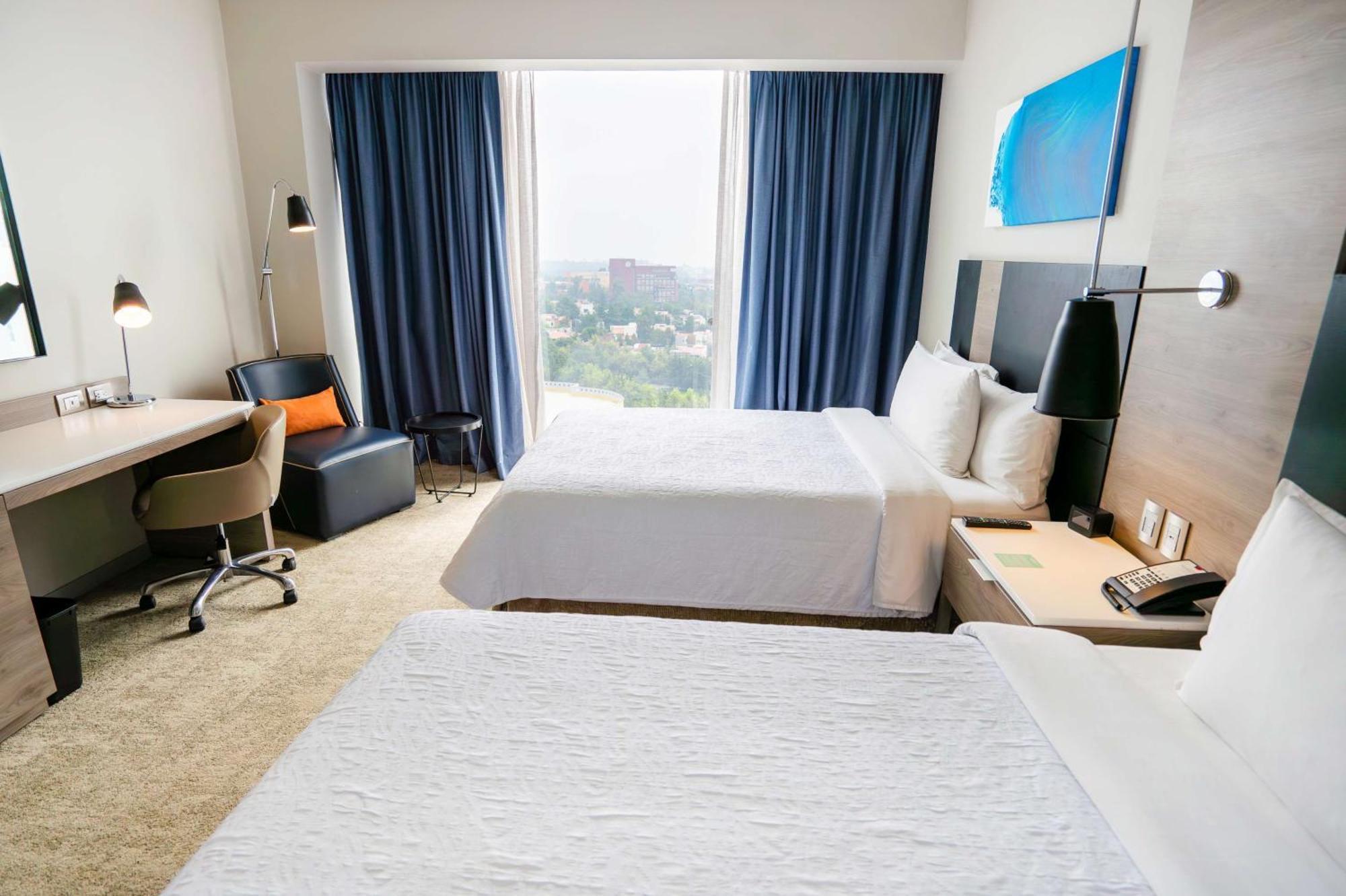 Hotel Hilton Garden Santa Fe Mexico City