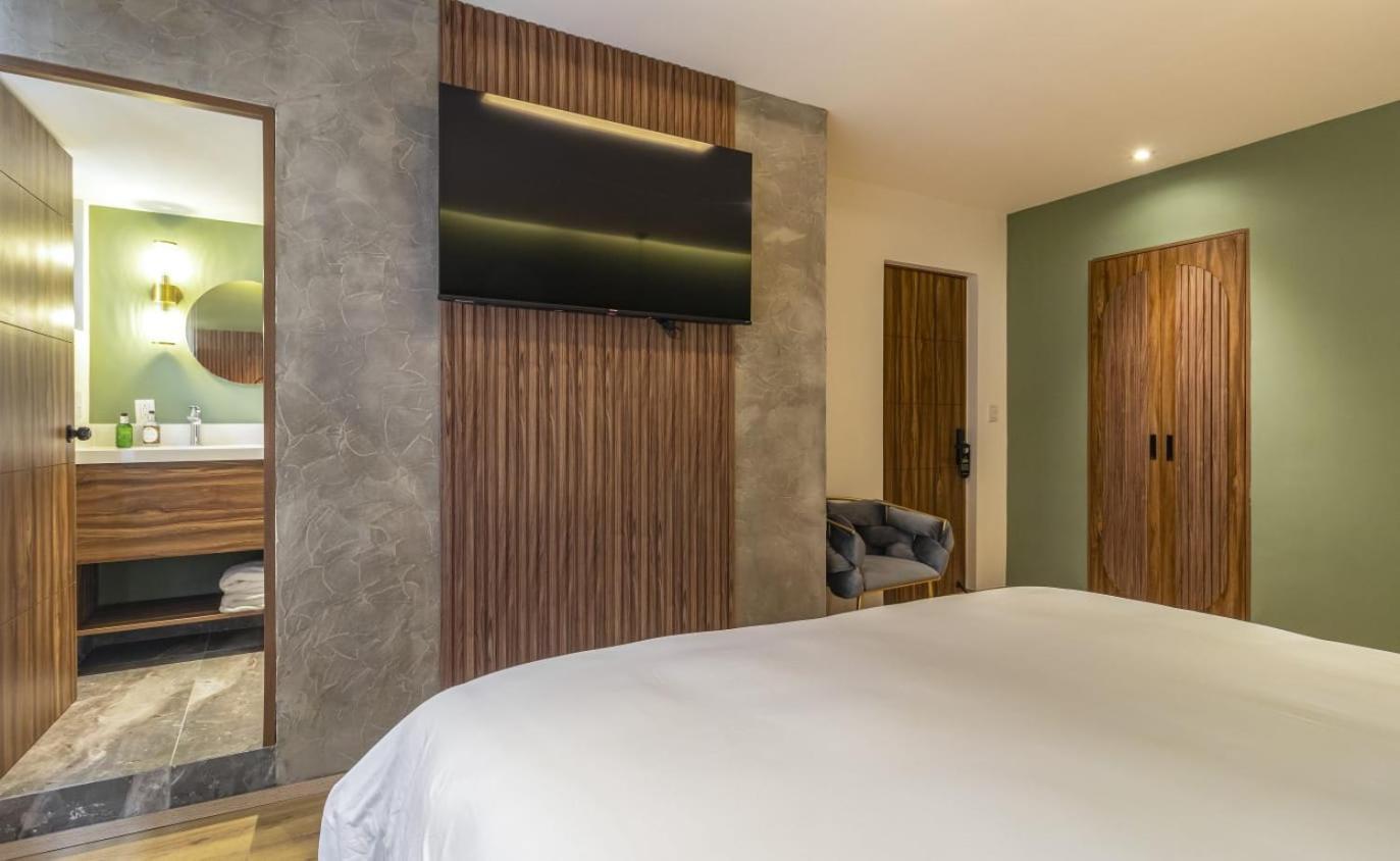 Eugenio Suetes Hotel 4*