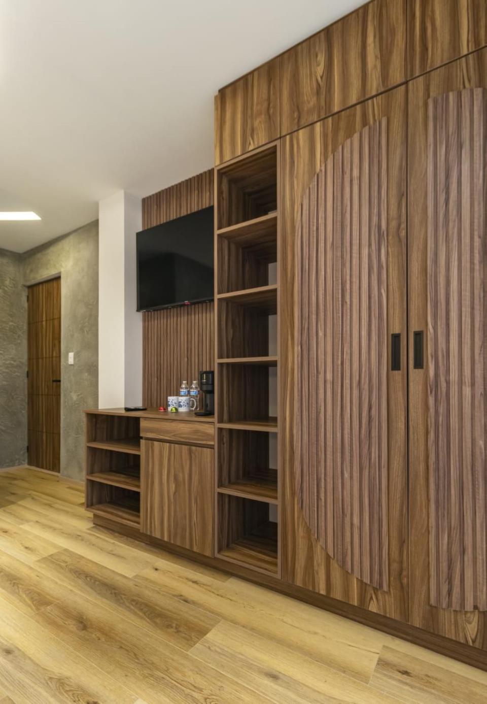 Hotel Eugenio Suetes 4*