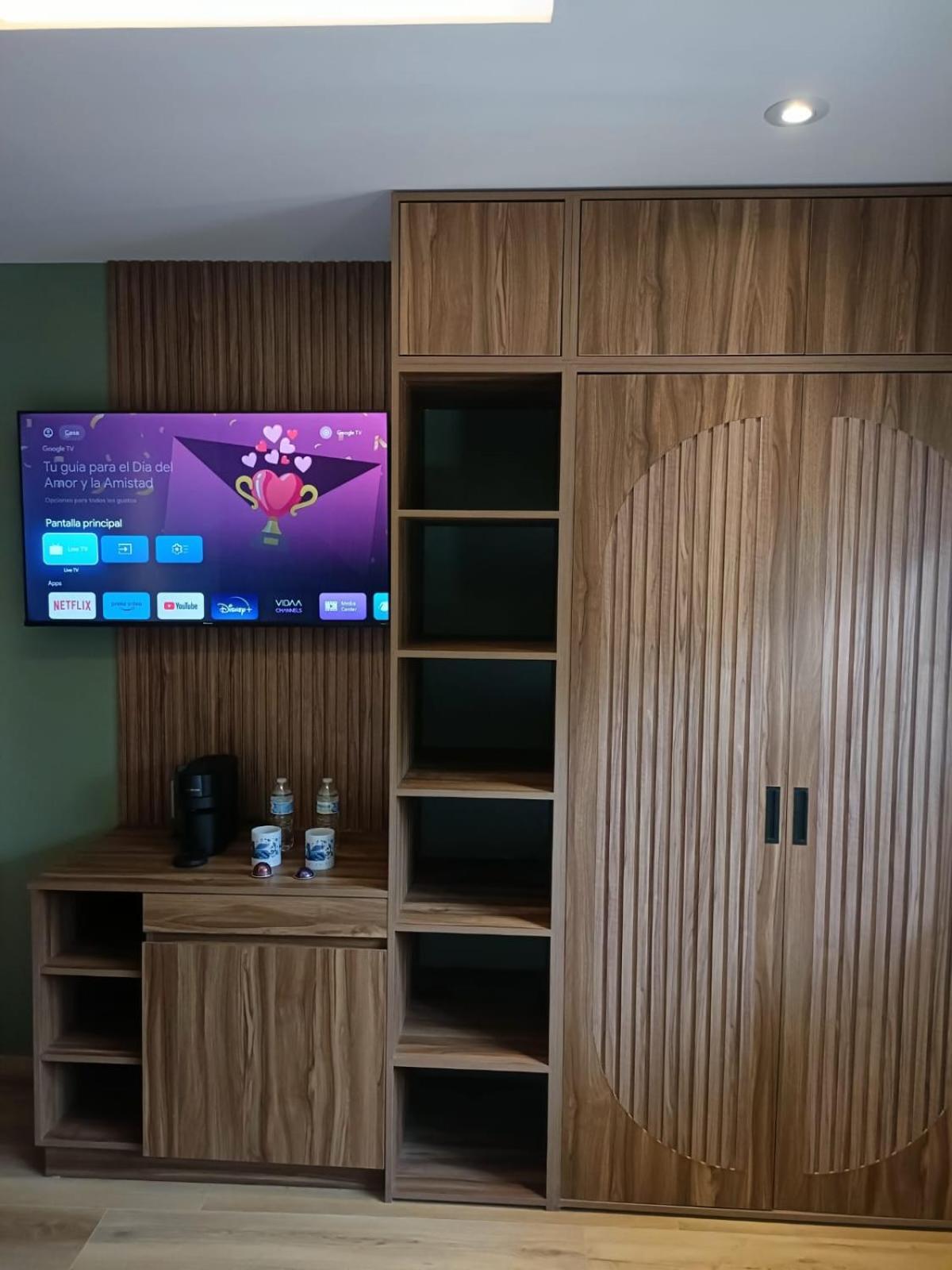 Hotel Eugenio Suetes Mexico City