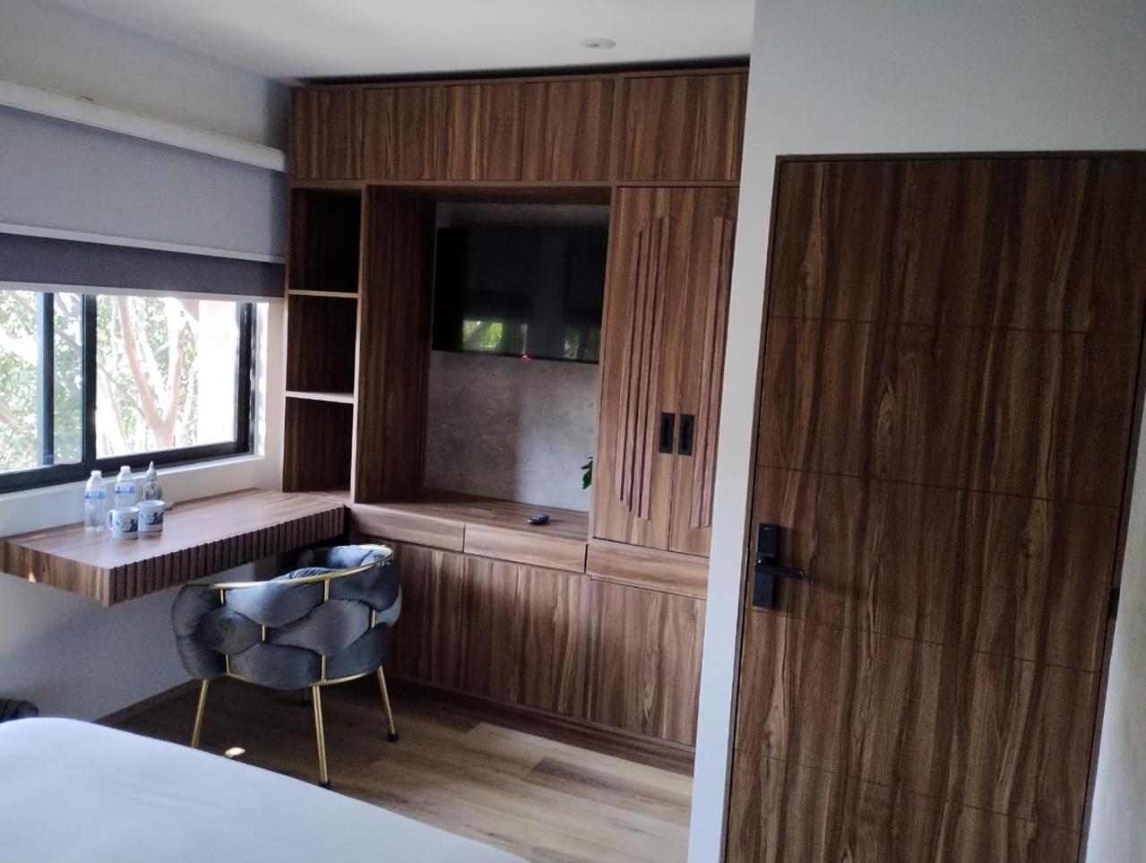 Eugenio Suetes Hotel
