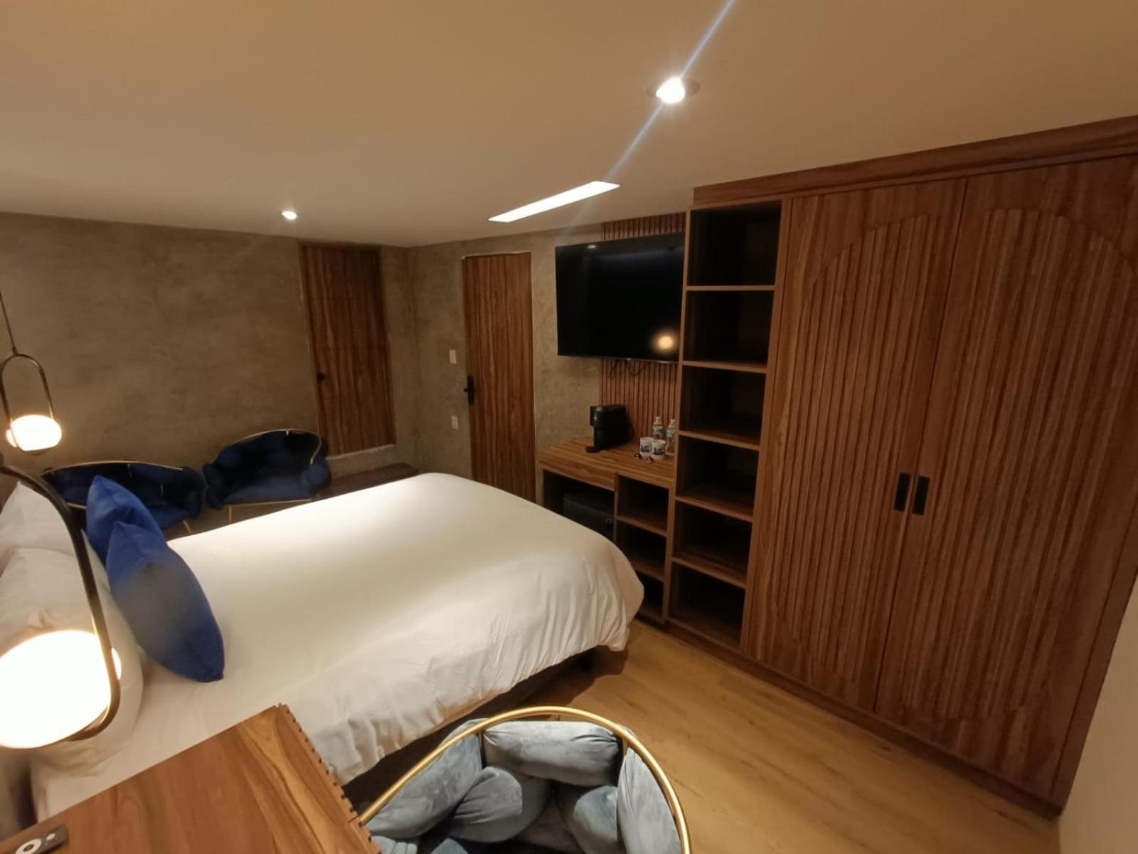 Eugenio Suetes Hotel 4*