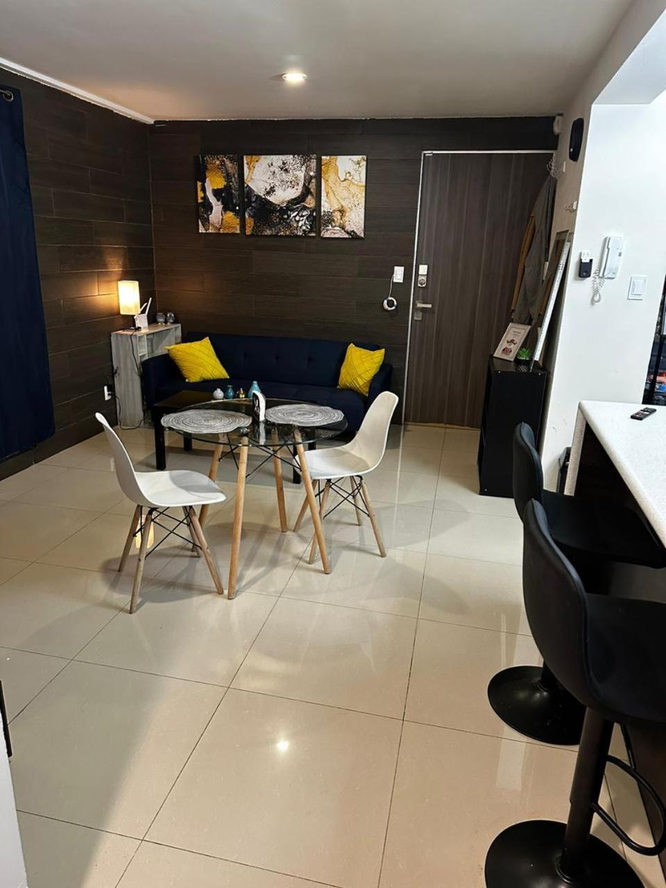 Homestay Centrica En Tlatelolco Con Tv *