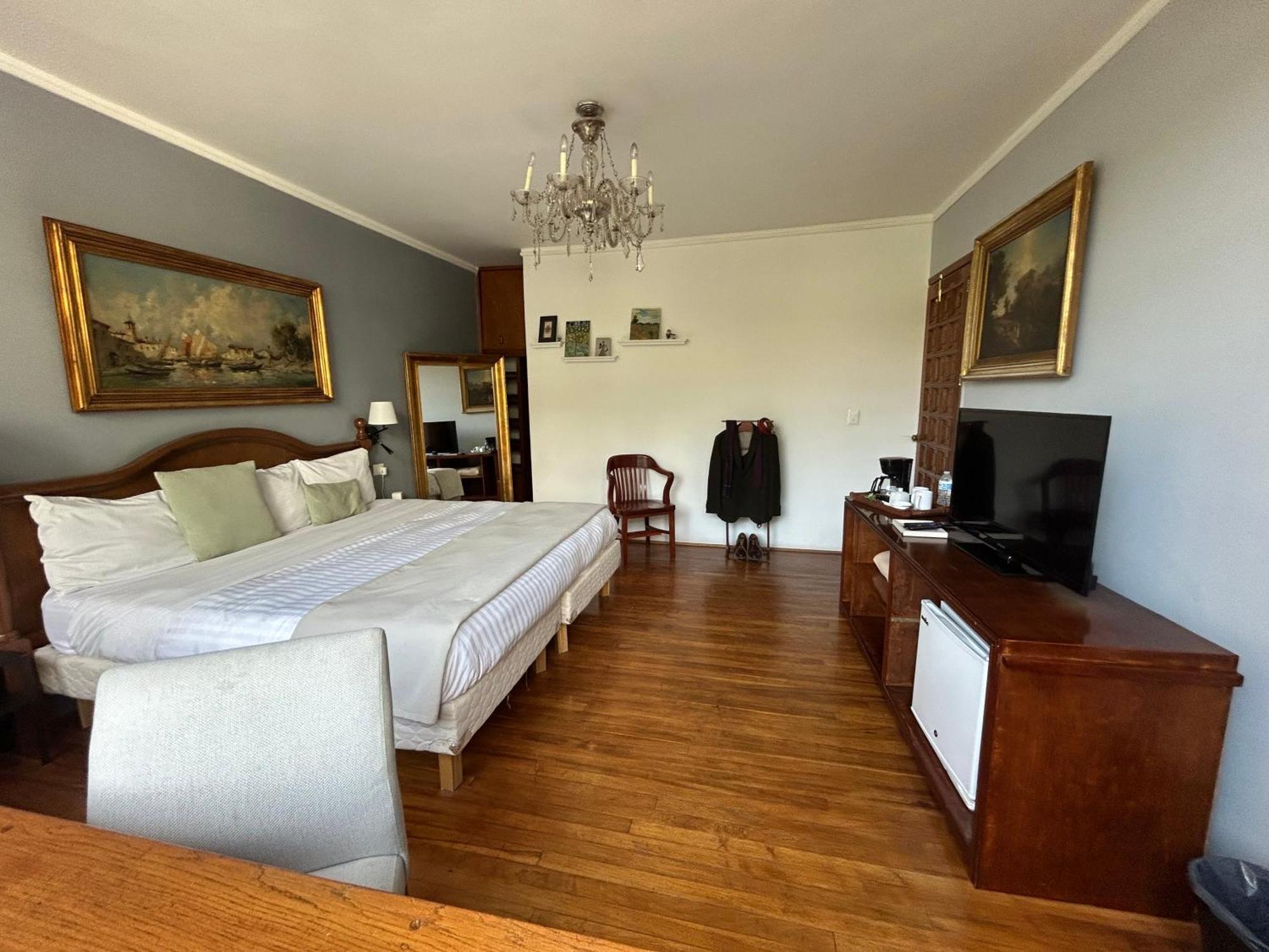 Guest house Lindas Eugenio Sue Mexico City
