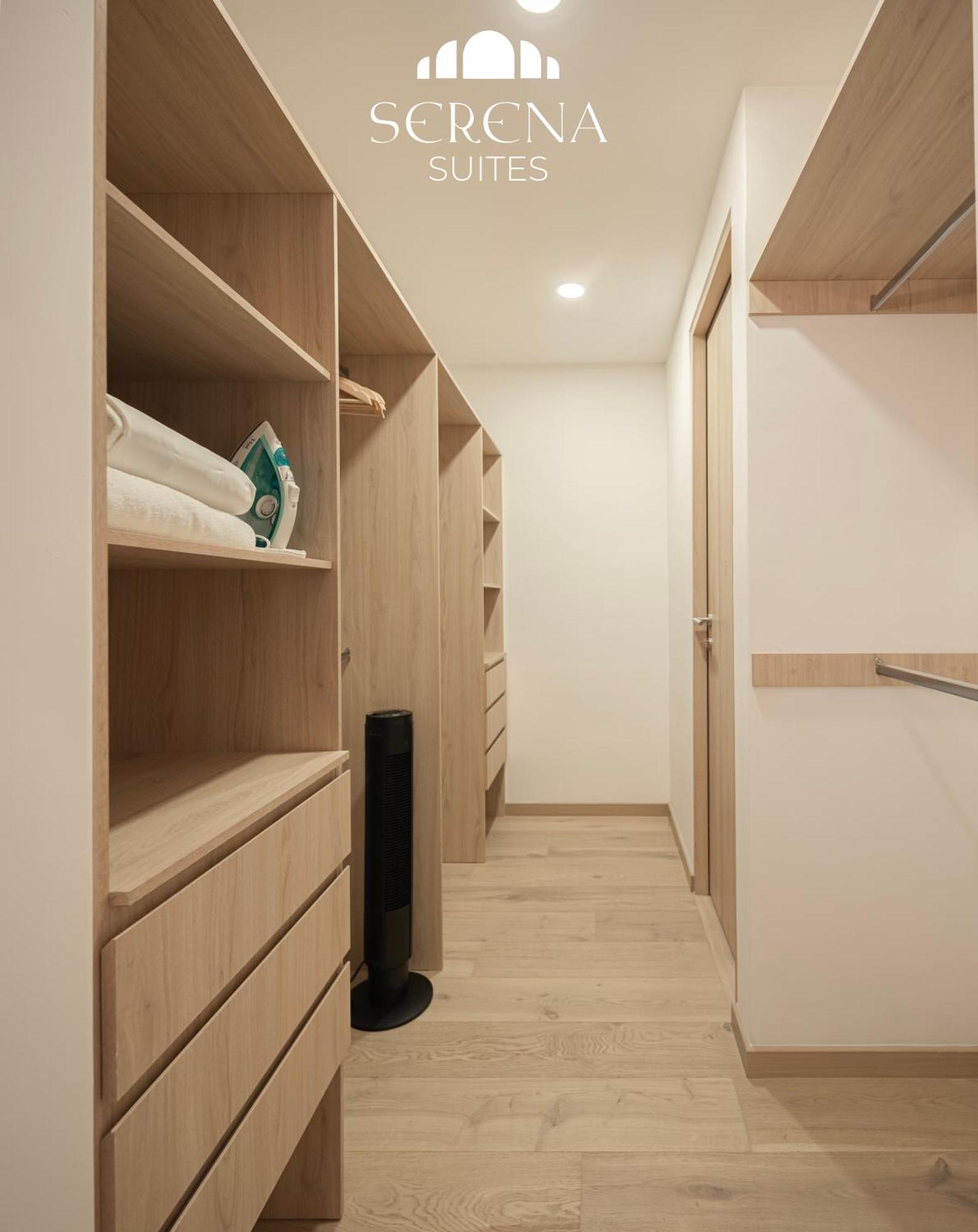Upscale With Skyview Pool In Condesa *