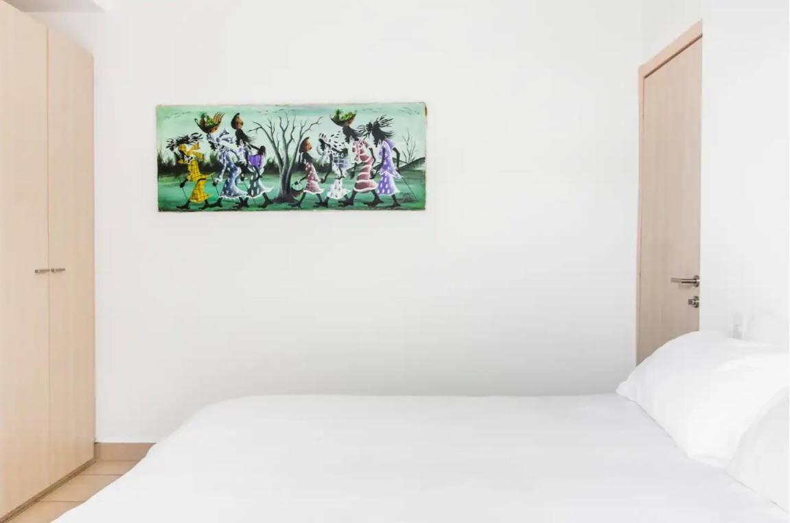 J607 - 2bdr - 1bth Apartamento