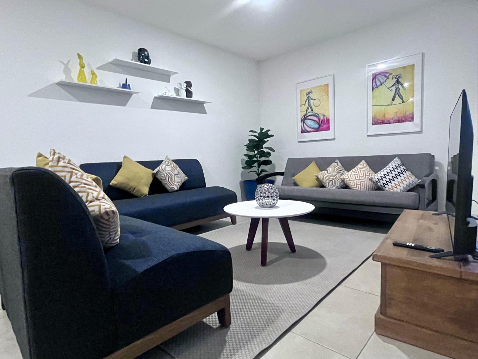 Ml002 - 2br - 2bth Apartamento