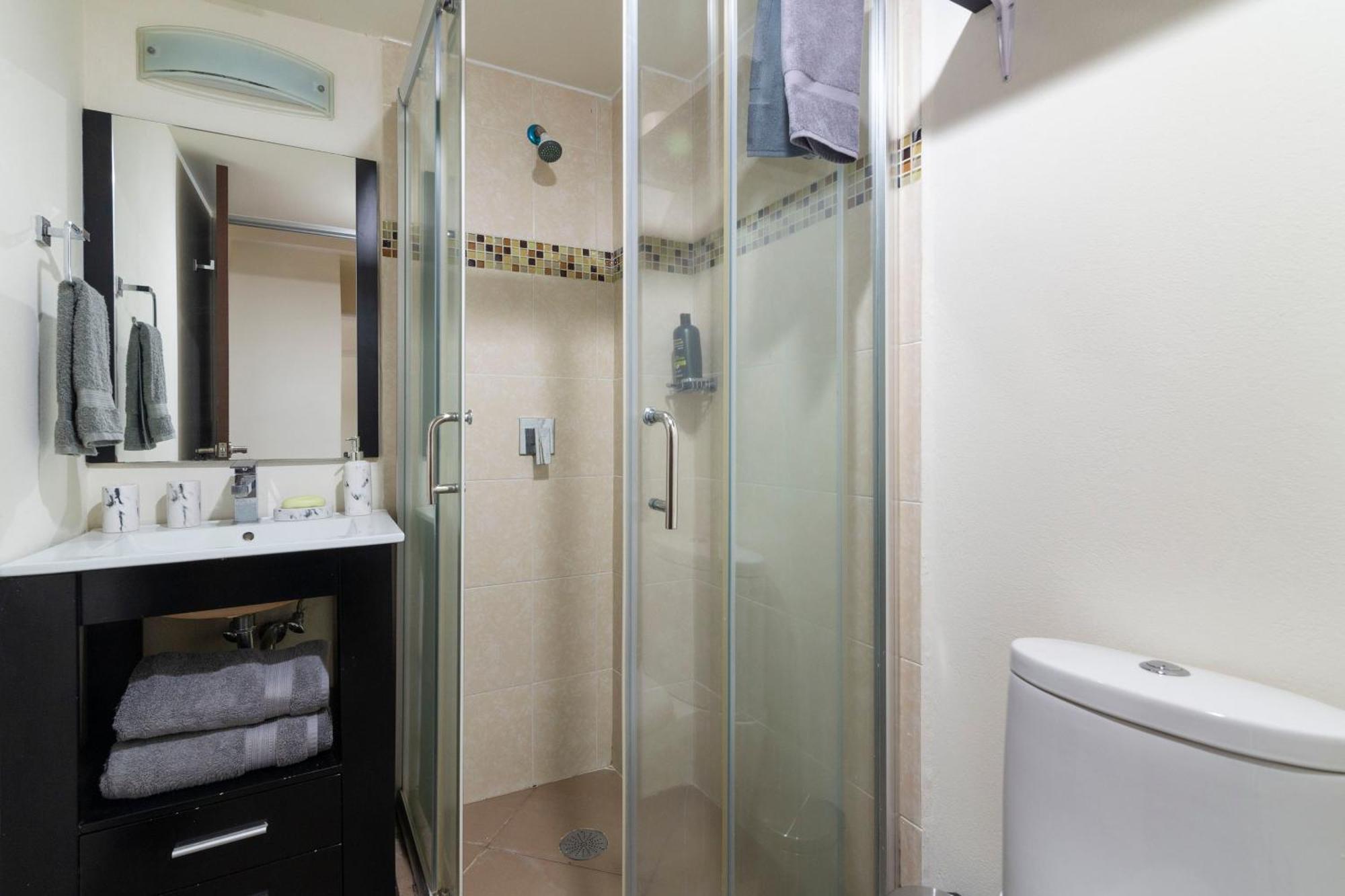 A202 - 1 Bedroom - 1 Bth Apartamento *
