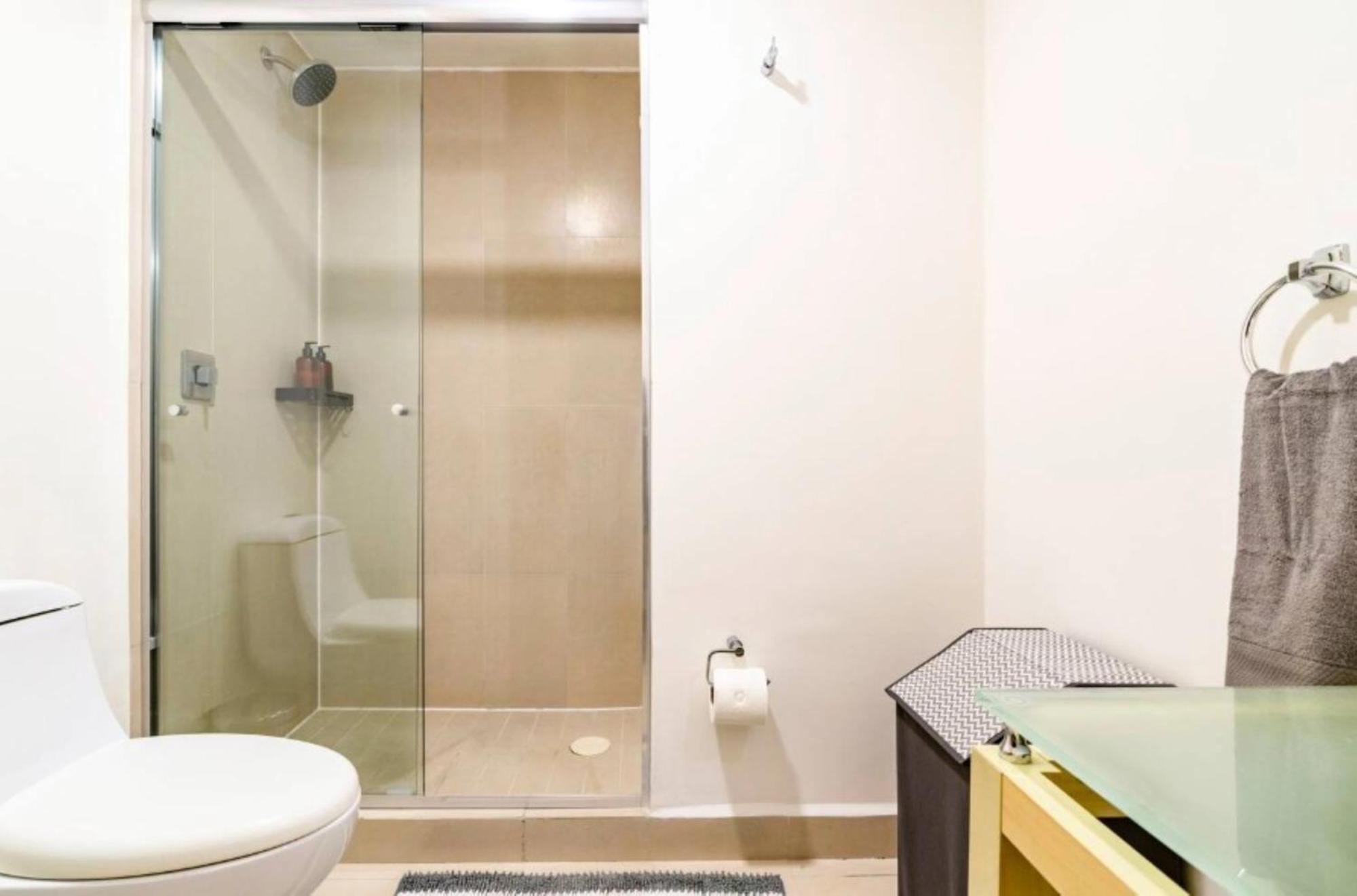 D402 - 2br - 2bth Apartamento *