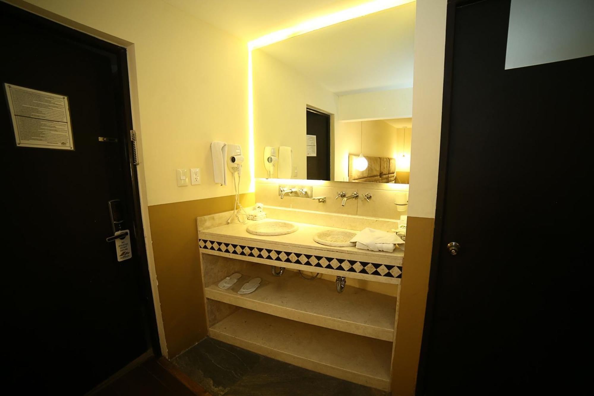 Casa Anzures S 3*